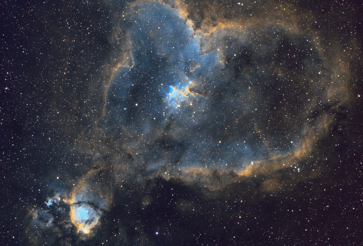 Heart Nebula astrophotography capture